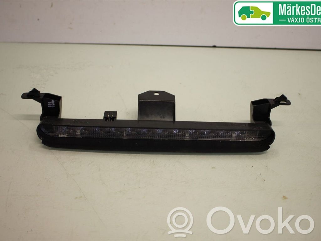 Volvo V70 Third/center stoplight 