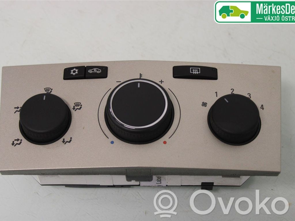 Opel Astra H Climate control unit 