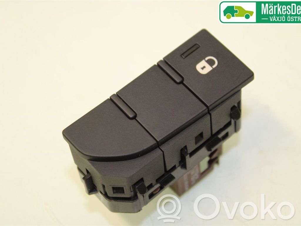 Citroen C5 Central locking switch button 