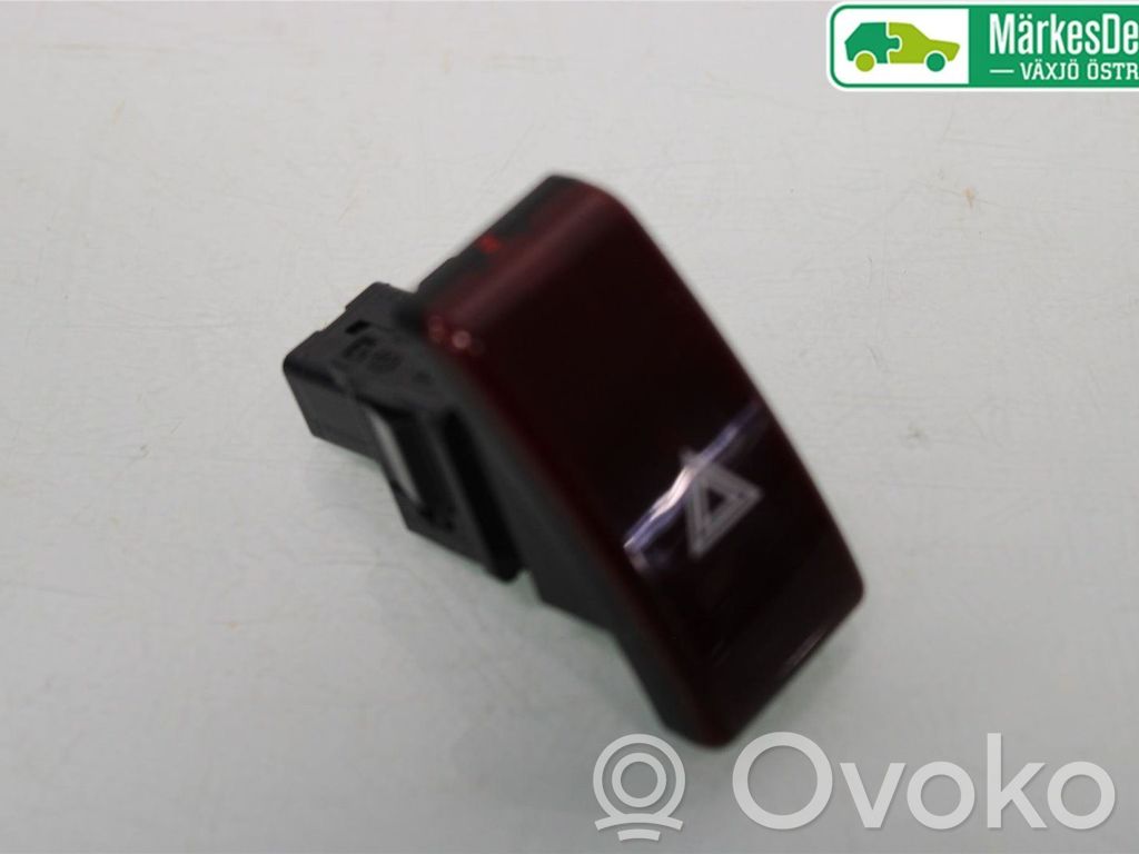Subaru Impreza IV Hazard light switch 