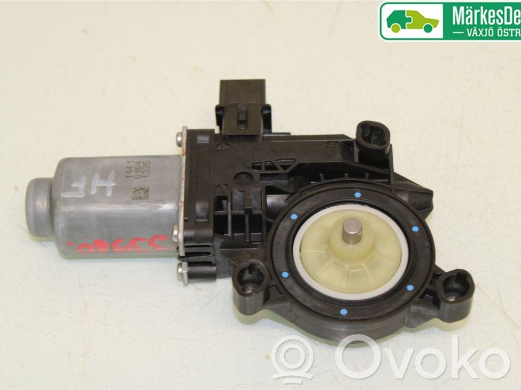 Volkswagen Amarok Silnik regulatora szyby drzwi przednich 