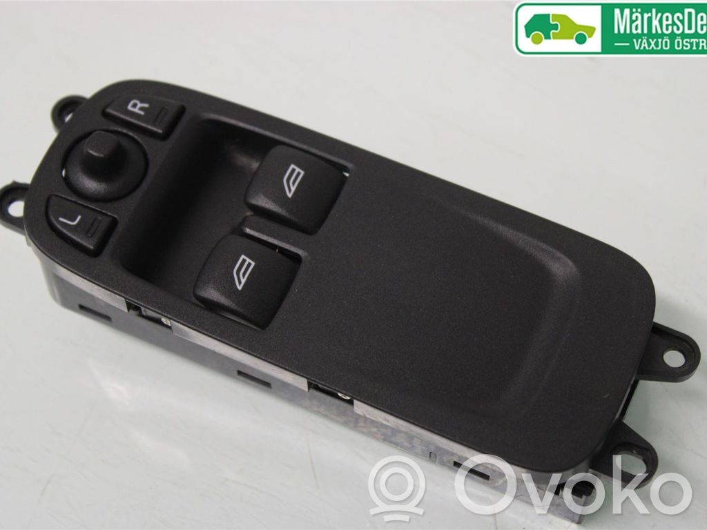 Volvo C30 Electric window control switch 