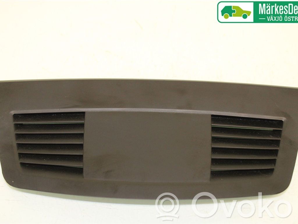 BMW 3 E90 E91 Kita salono detalė 