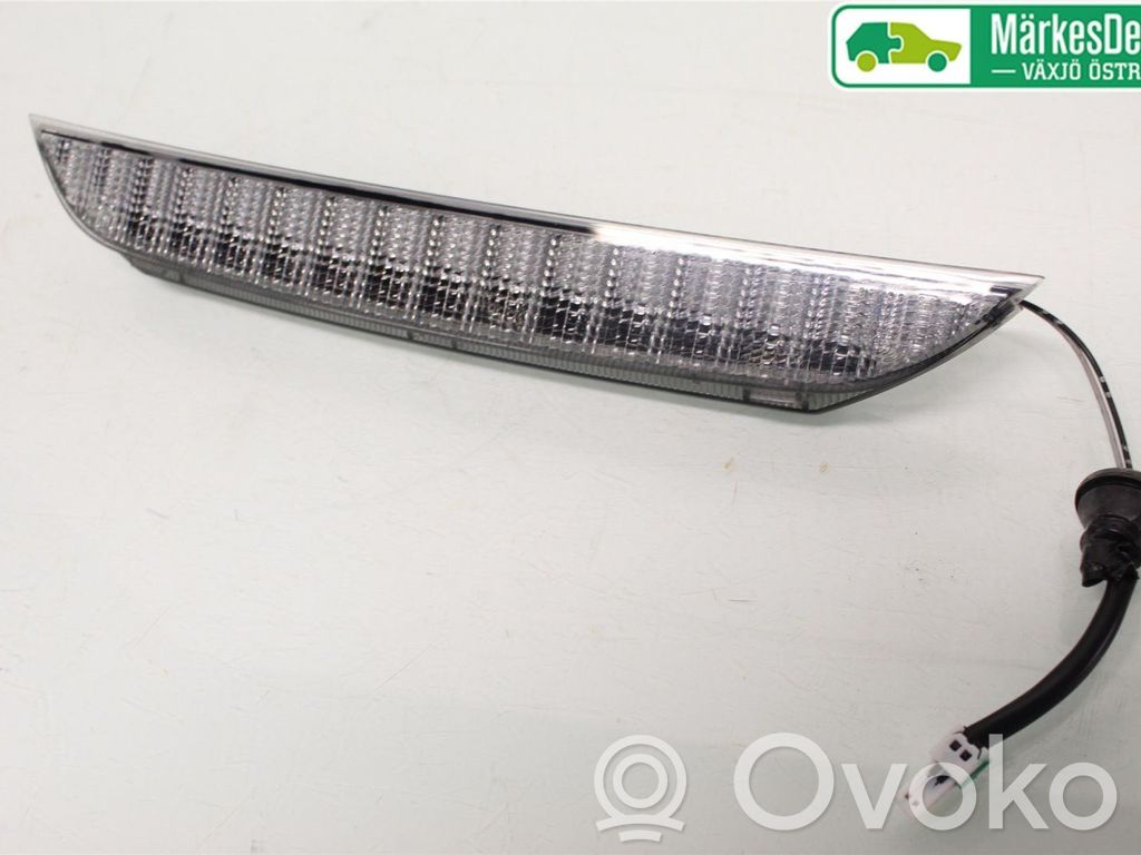 Mitsubishi ASX Third/center stoplight 