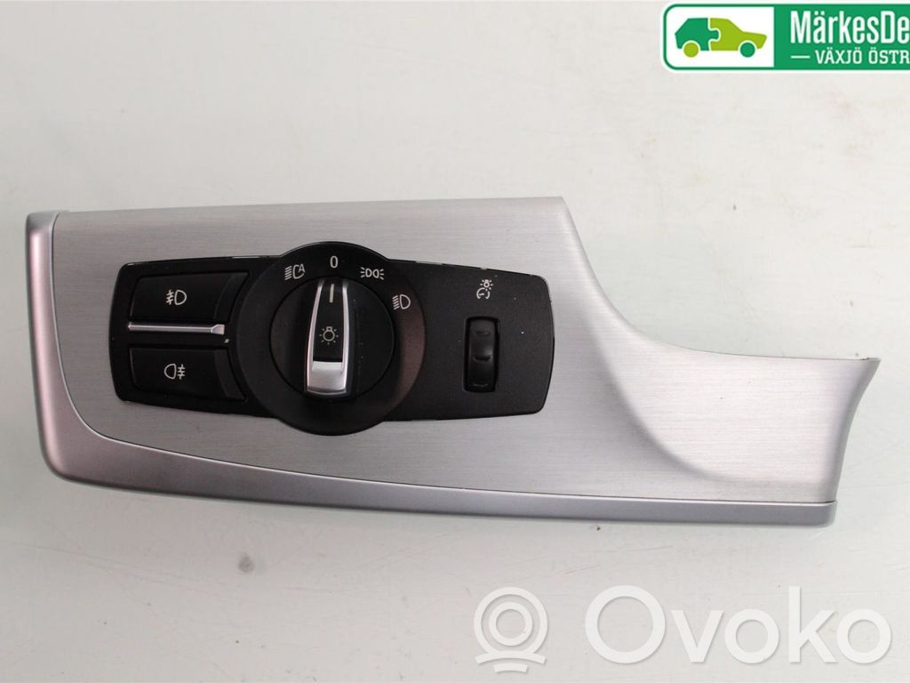 BMW 5 F10 F11 Šviesų jungtukas 