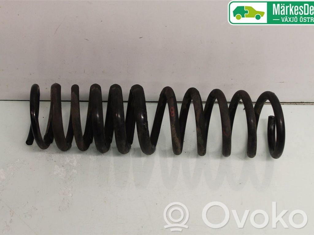 Rear coil spring   1786935