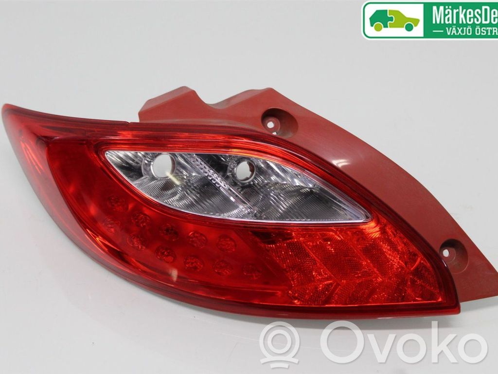 Mazda 2 Galinis žibintas kėbule 