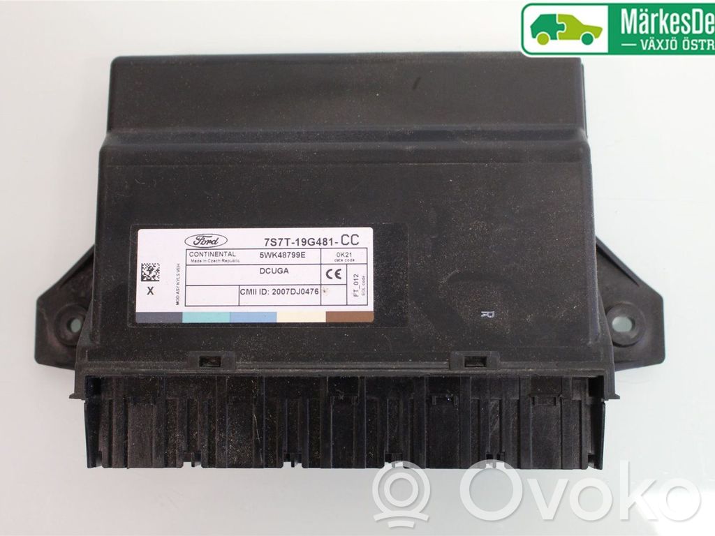 Mukavuusmoduuli   1796482,5WK48799E,7S7T19G481CC