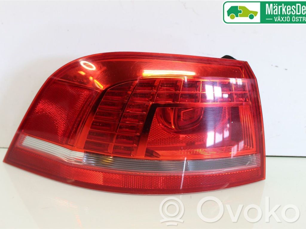 Volkswagen PASSAT B7 Lampa tylna 