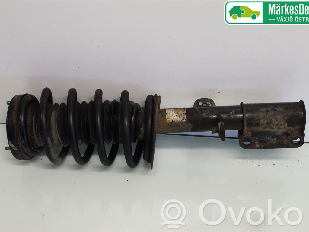 BMW X5 E53 Priekinis amortizatorius su spyruokle 