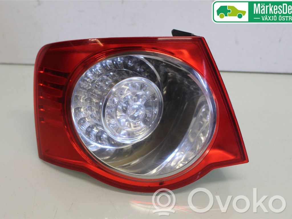Volkswagen Jetta V Lampa tylna 