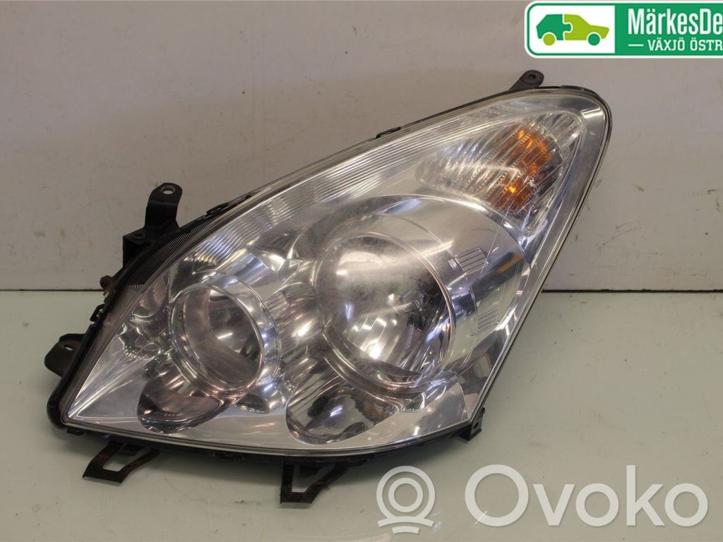 Toyota Corolla Verso AR10 Headlight/headlamp 