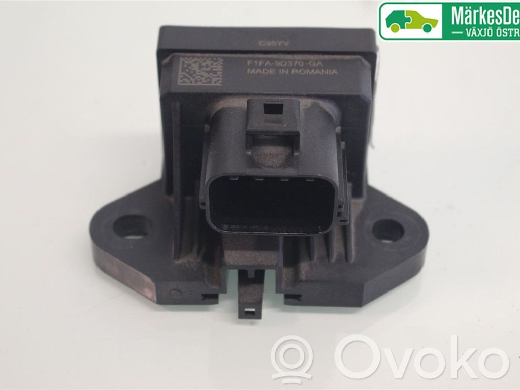 Ford Focus Fuel pump relay 