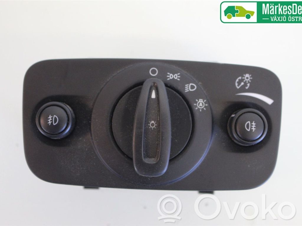 Ford Kuga II Light switch 