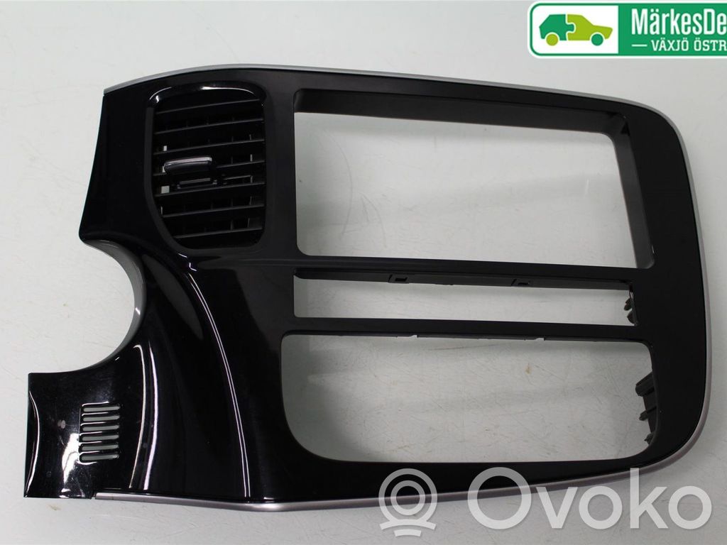 Mitsubishi Outlander Cadre, panneau d'unité radio / GPS 