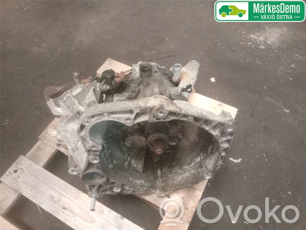 Alfa Romeo 147 Caja de cambios manual de 5 velocidades 