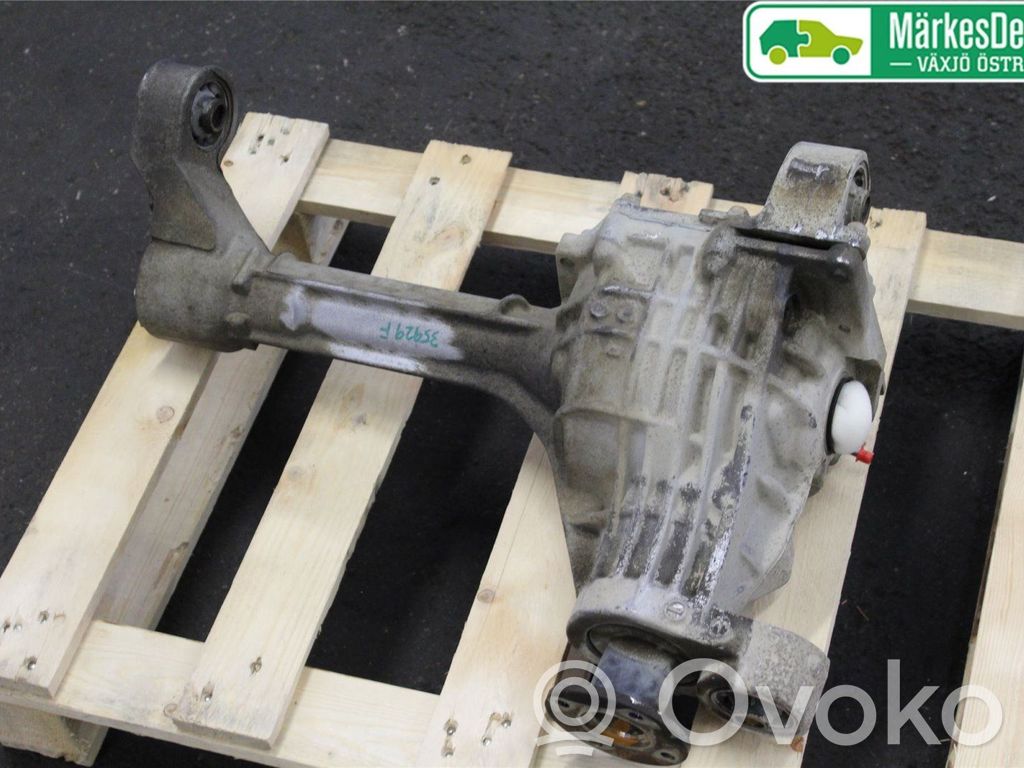 Nissan Navara D40 Mechanizm różnicowy przedni / Dyferencjał 