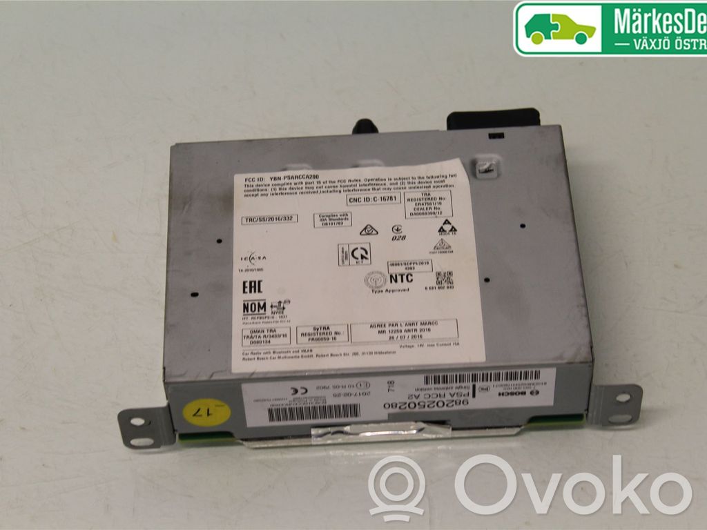 Radio / CD-Player / DVD-Player / Navigation   1623805380,7503900025,9820250280