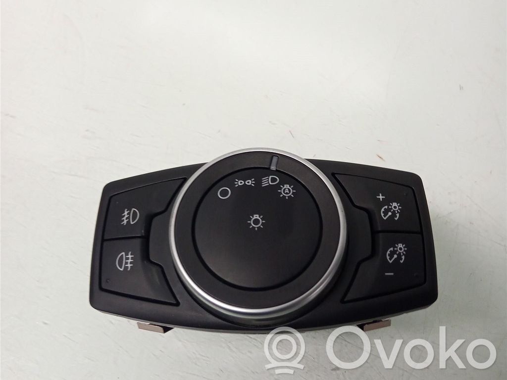 Ford Focus Light switch 