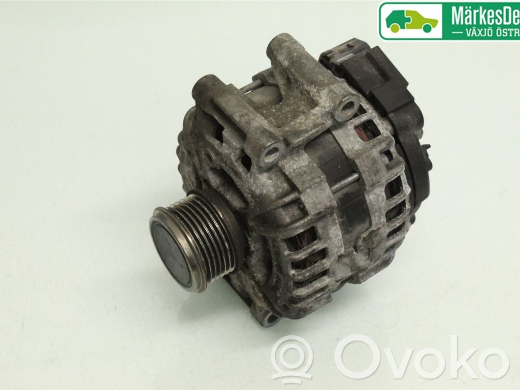 Volkswagen Golf VII Generator/alternator 