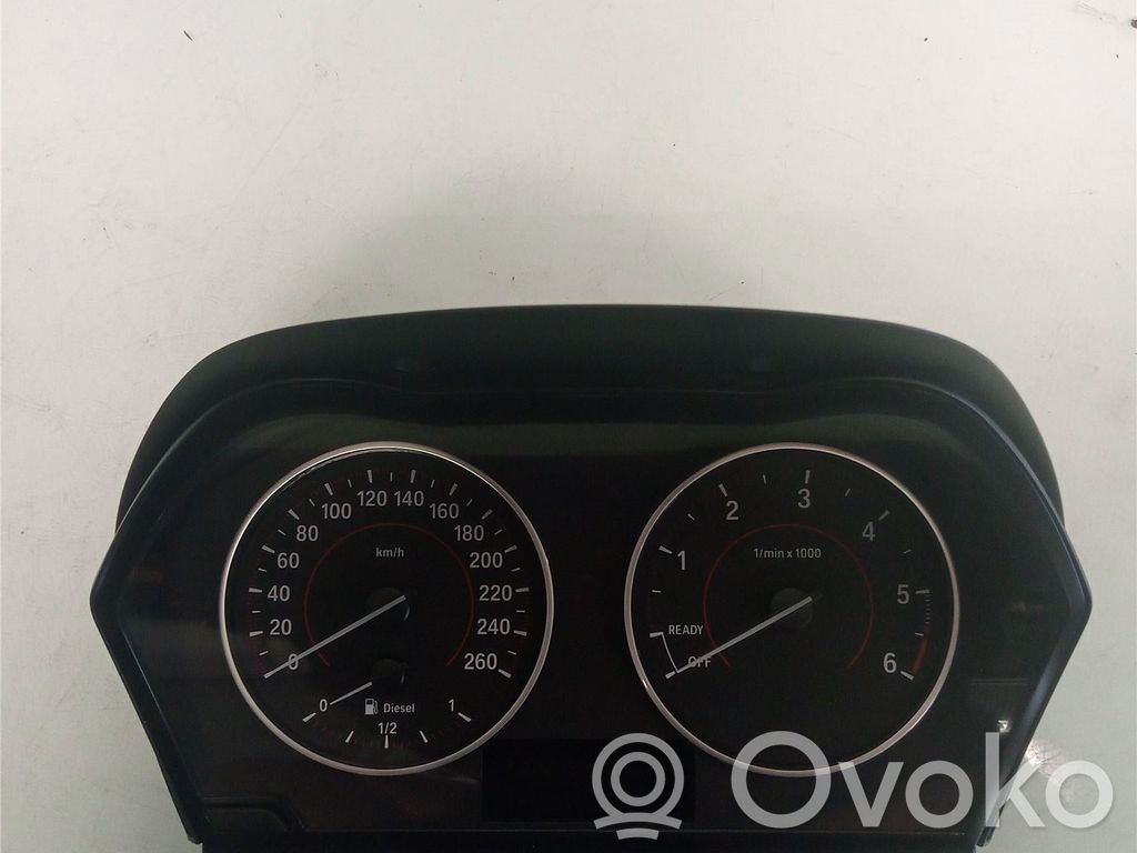 BMW 1 F20 F21 Licznik / Prędkościomierz 