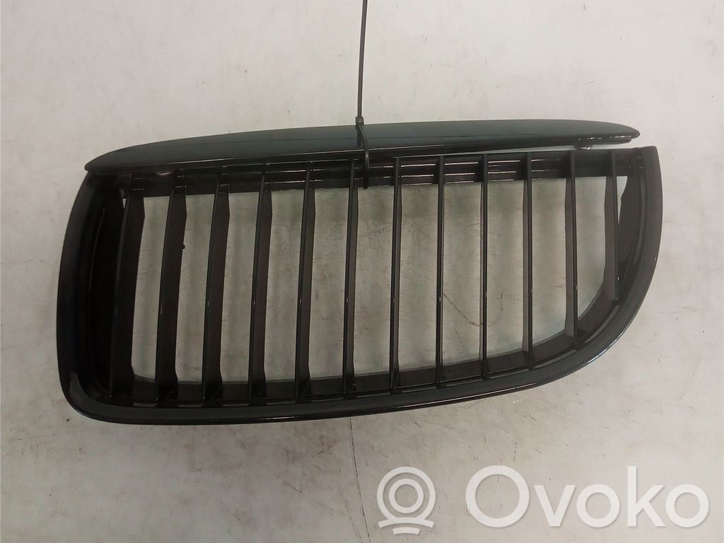 BMW 3 E90 E91 Front bumper lower grill 