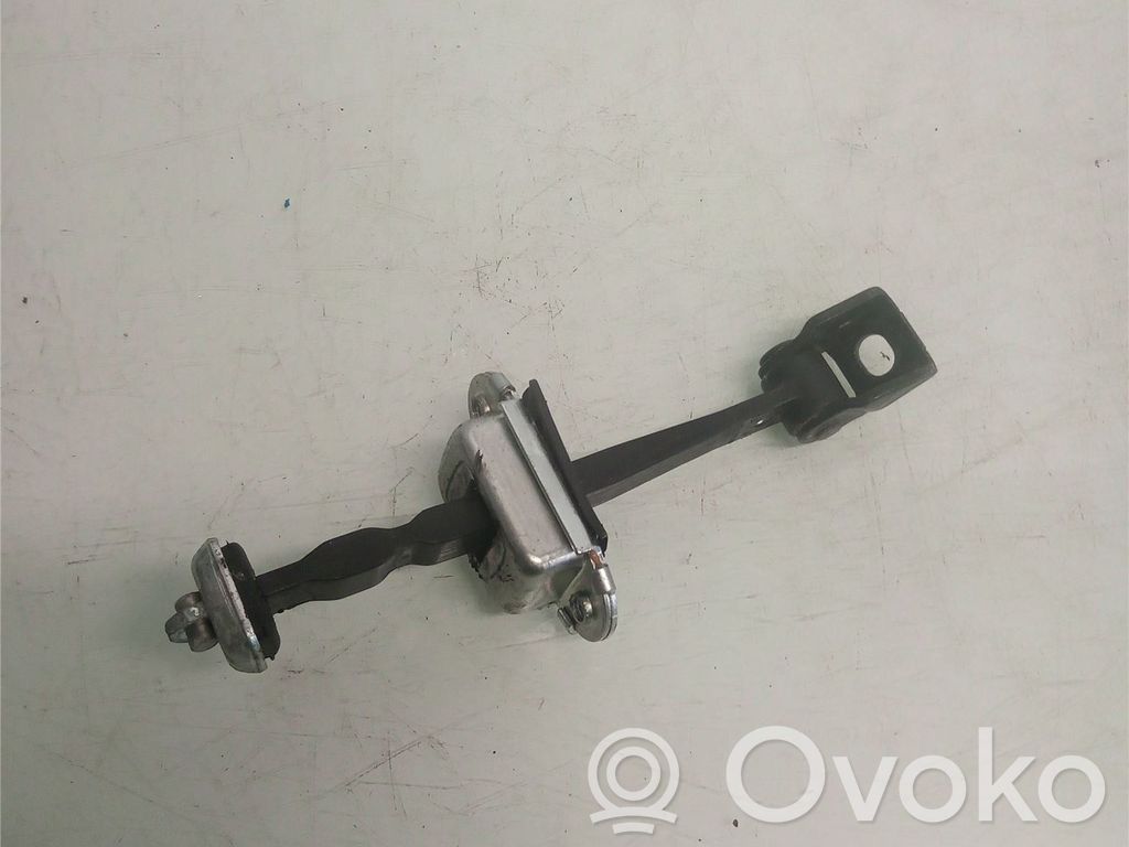Skoda Octavia Mk2 (1Z) Etuoven pidätin 