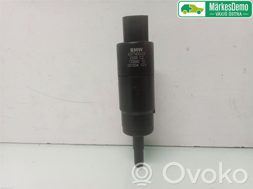 Headlight washer pump   67637217792,837743003,837743003