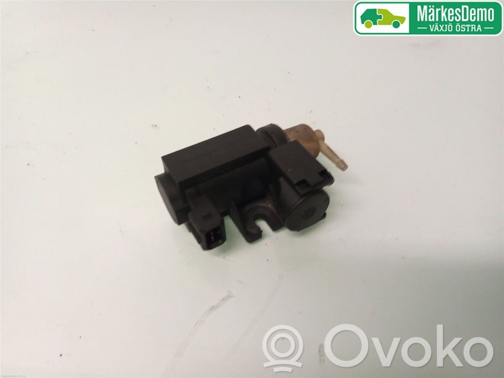 Válvula de vacío   98105656