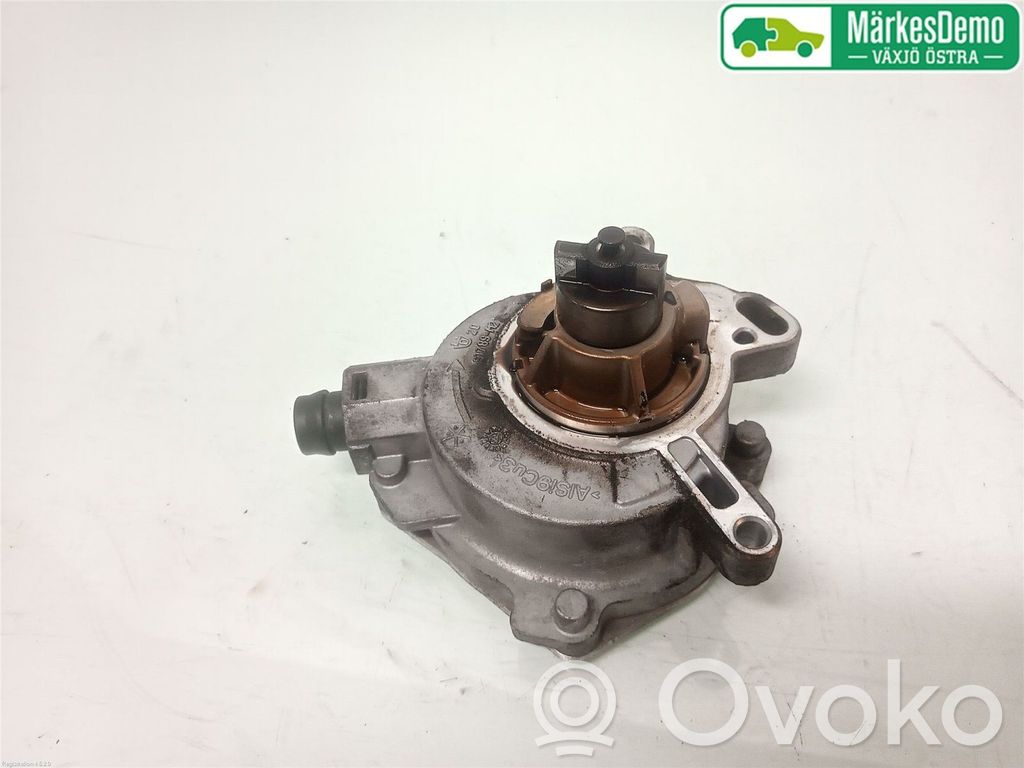 Volvo V60 Pompe à vide 