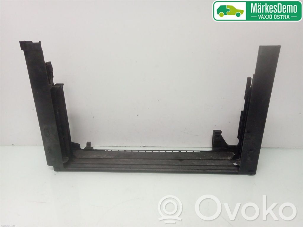 BMW 7 F01 F02 F03 F04 Panel mocowania chłodnicy 