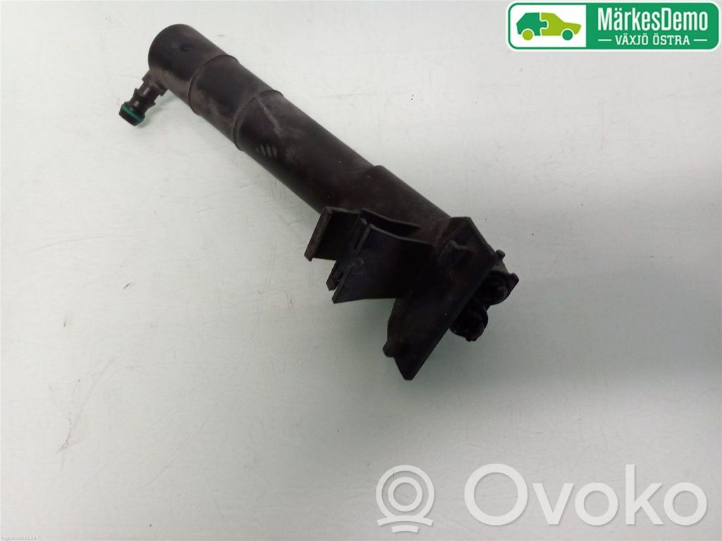 Ford Focus Buse de lave-phares 