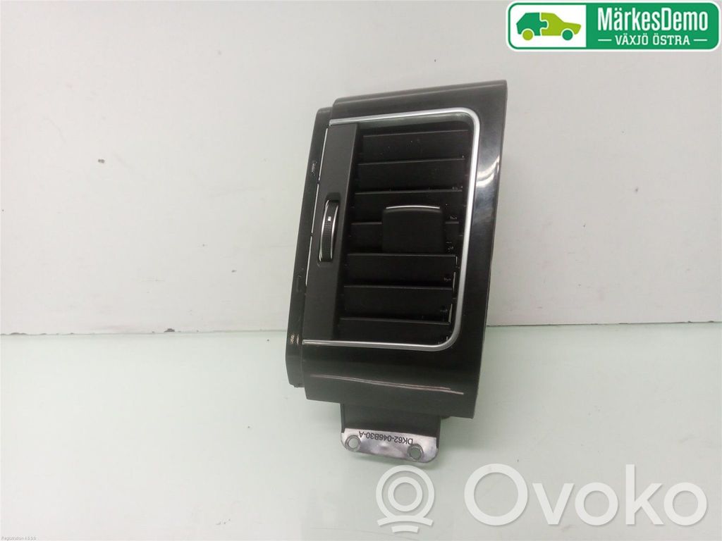 Land Rover Range Rover Sport L494 Dysze / Kratki środkowego nawiewu deski rozdzielczej 