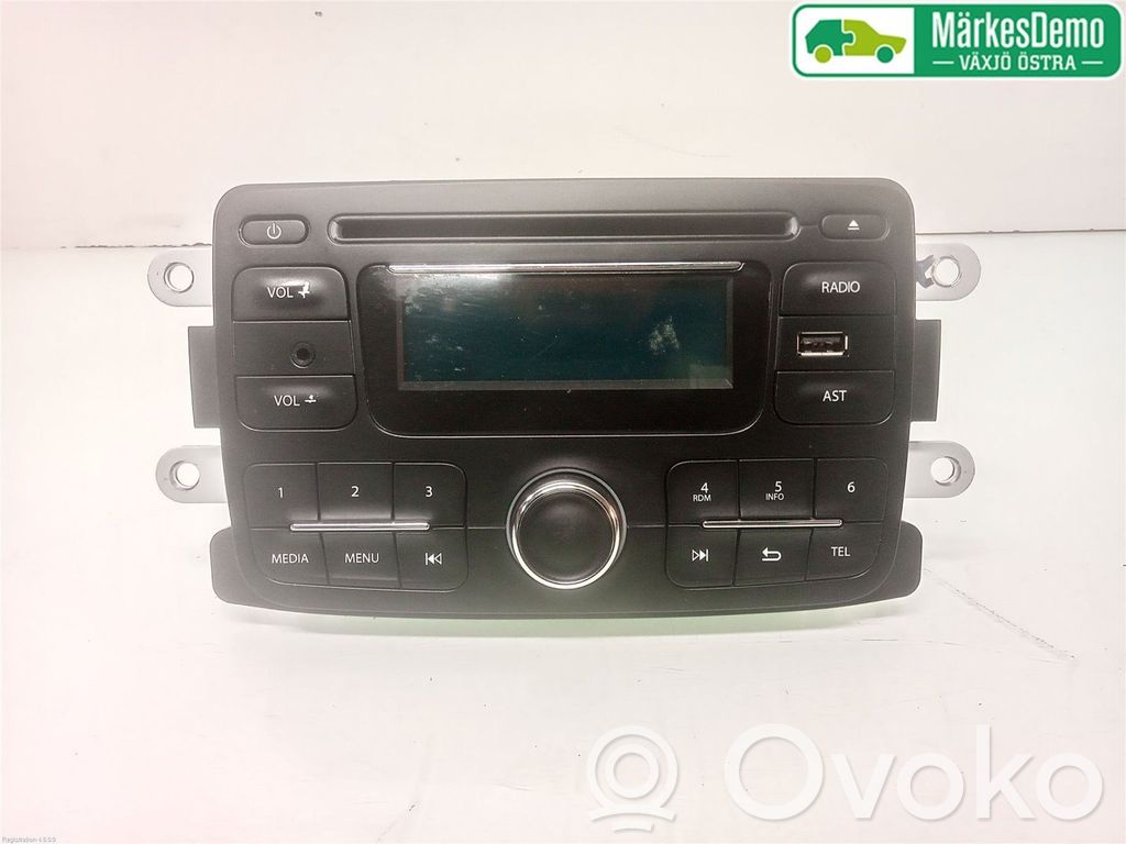 Dacia Duster Unitate principală radio/CD/DVD/GPS 