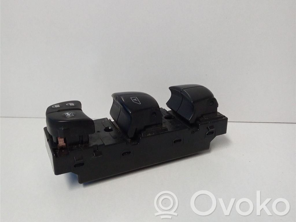 Nissan Qashqai Przyciski szyb 