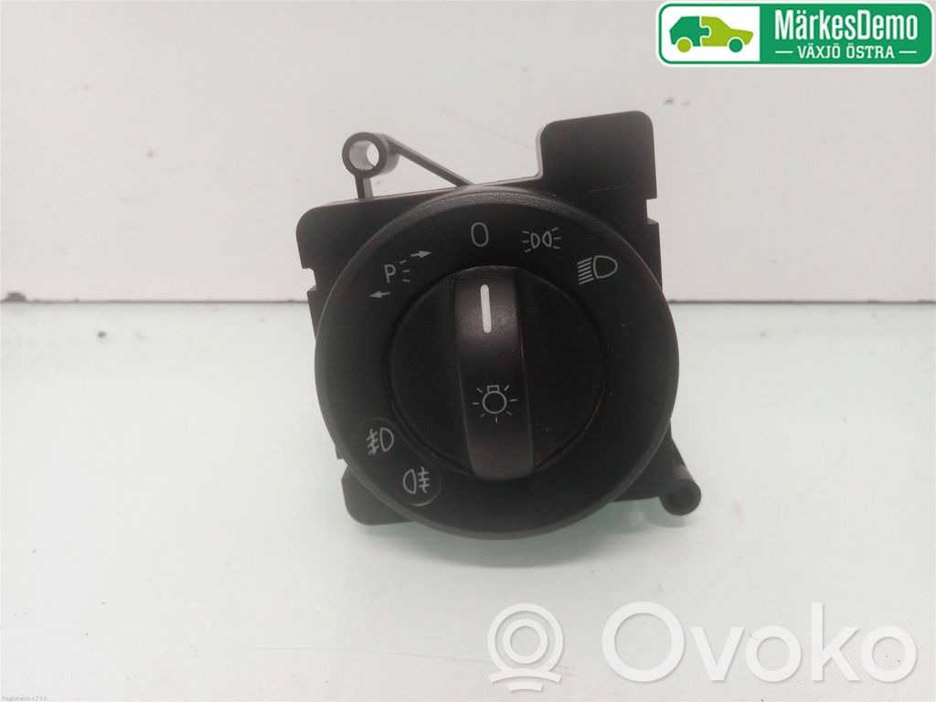 Volkswagen Crafter Light switch 