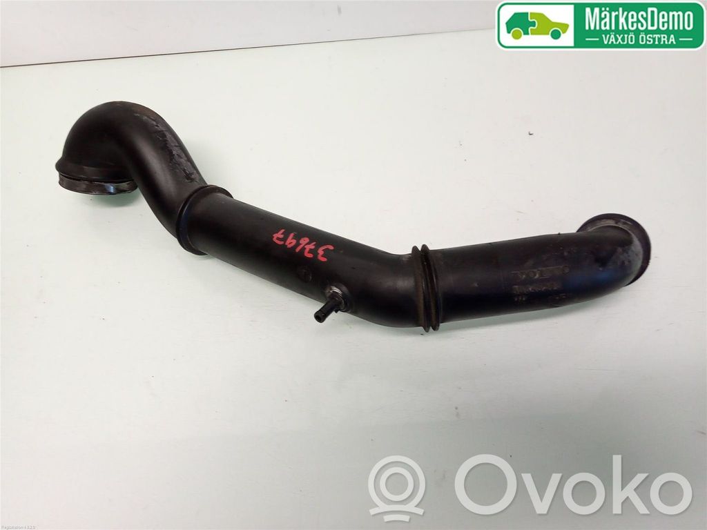 Volvo V70 Tubo flessibile intercooler 