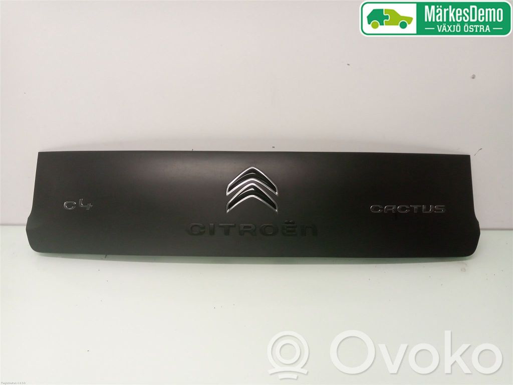 Citroen C4 Cactus Moldura de la puerta trasera 