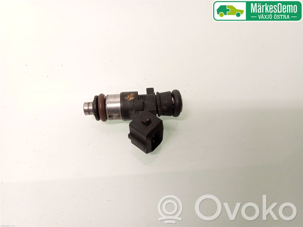 Renault Clio III Inyector de combustible 