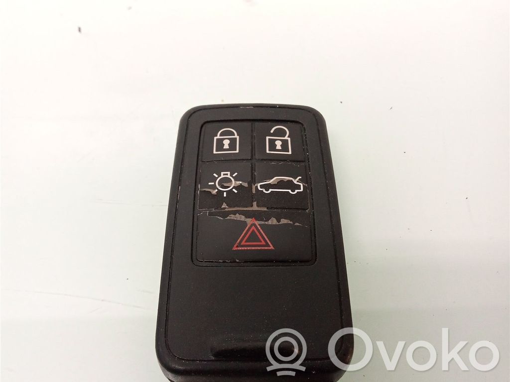 Volvo V40 Virta-avain/kortti 