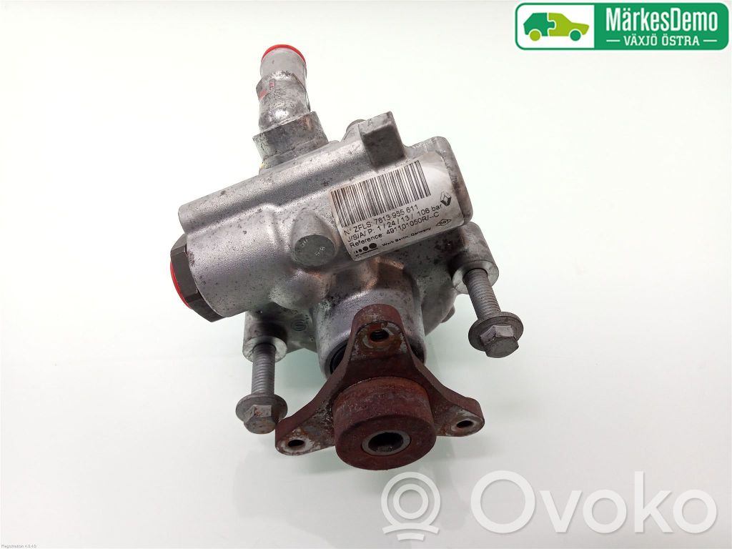 Opel Vivaro Ohjaustehostimen pumppu 