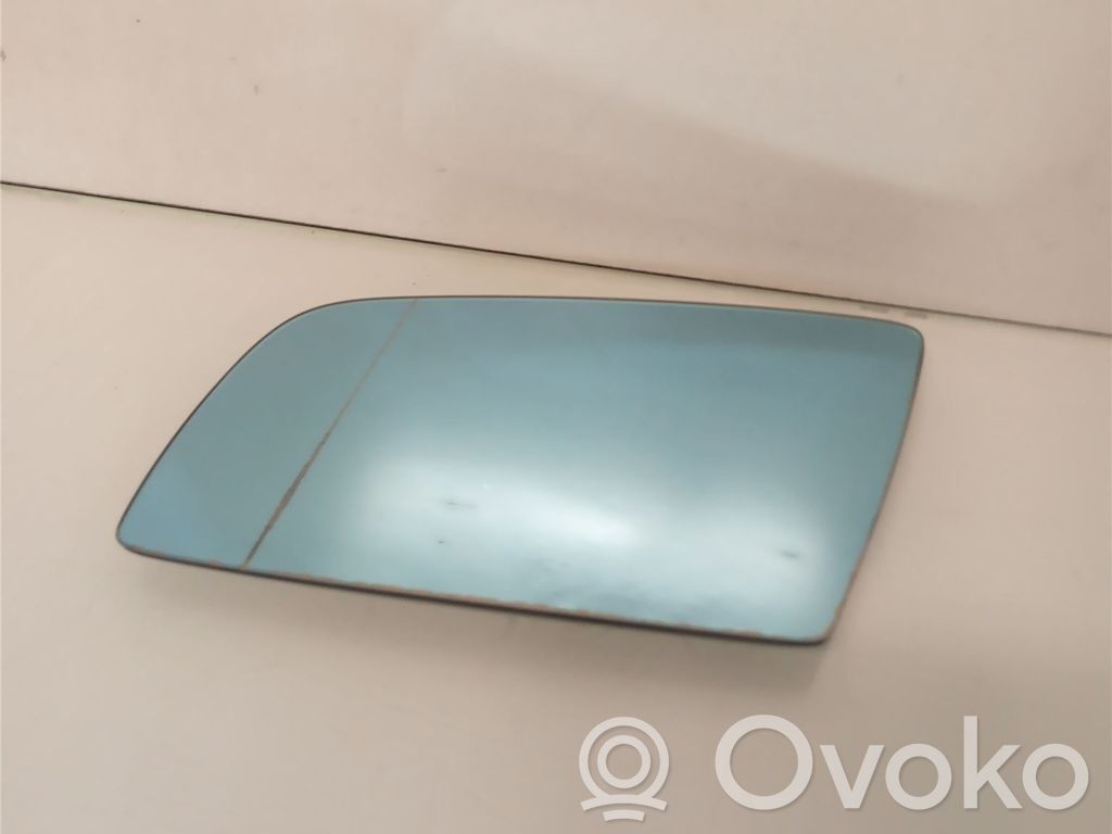 BMW 5 E60 E61 Spoguļa stikls 