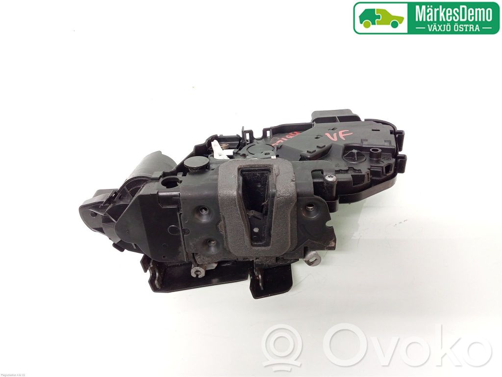 Jaguar XJ X351 Front door lock 