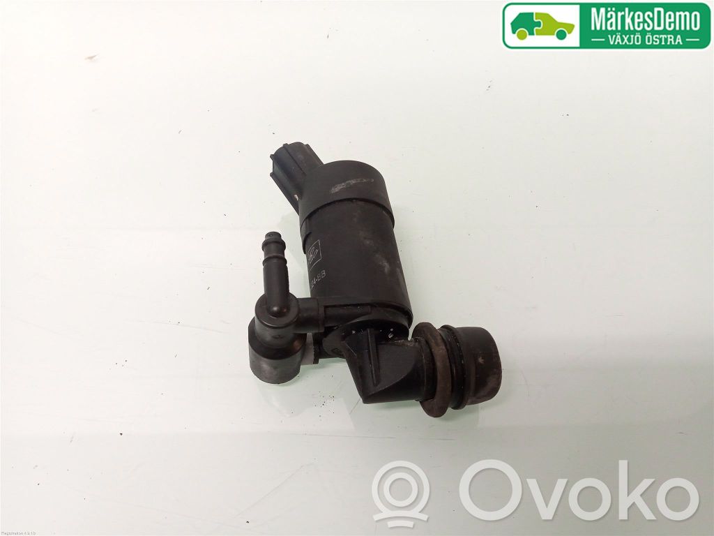 Windscreen/windshield washer pump   2205506,BV6117K624BC,BV6117K624BB