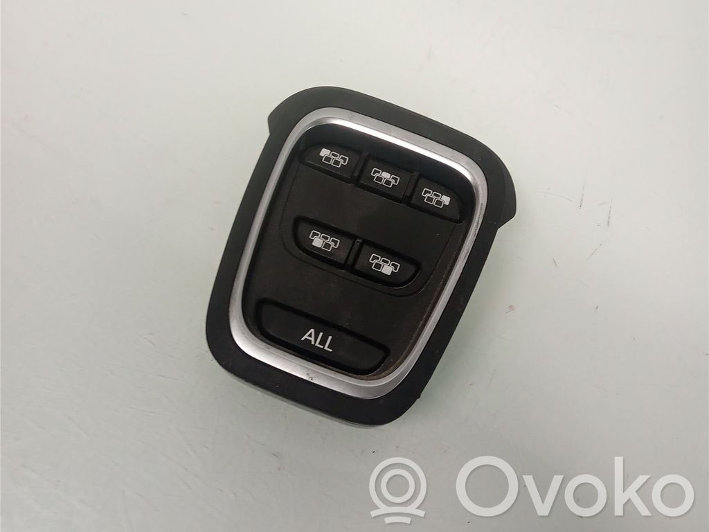 Renault Espace V (RFC) Przyciski sterowania fotela 