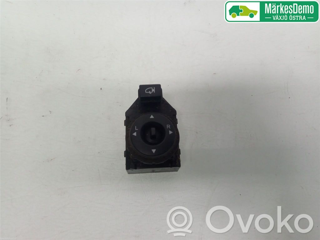 KIA Ceed Wing mirror switch 