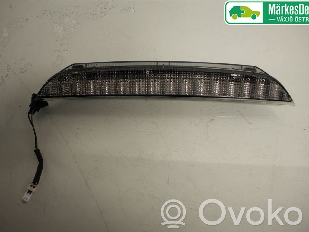 Mitsubishi ASX Third/center stoplight 