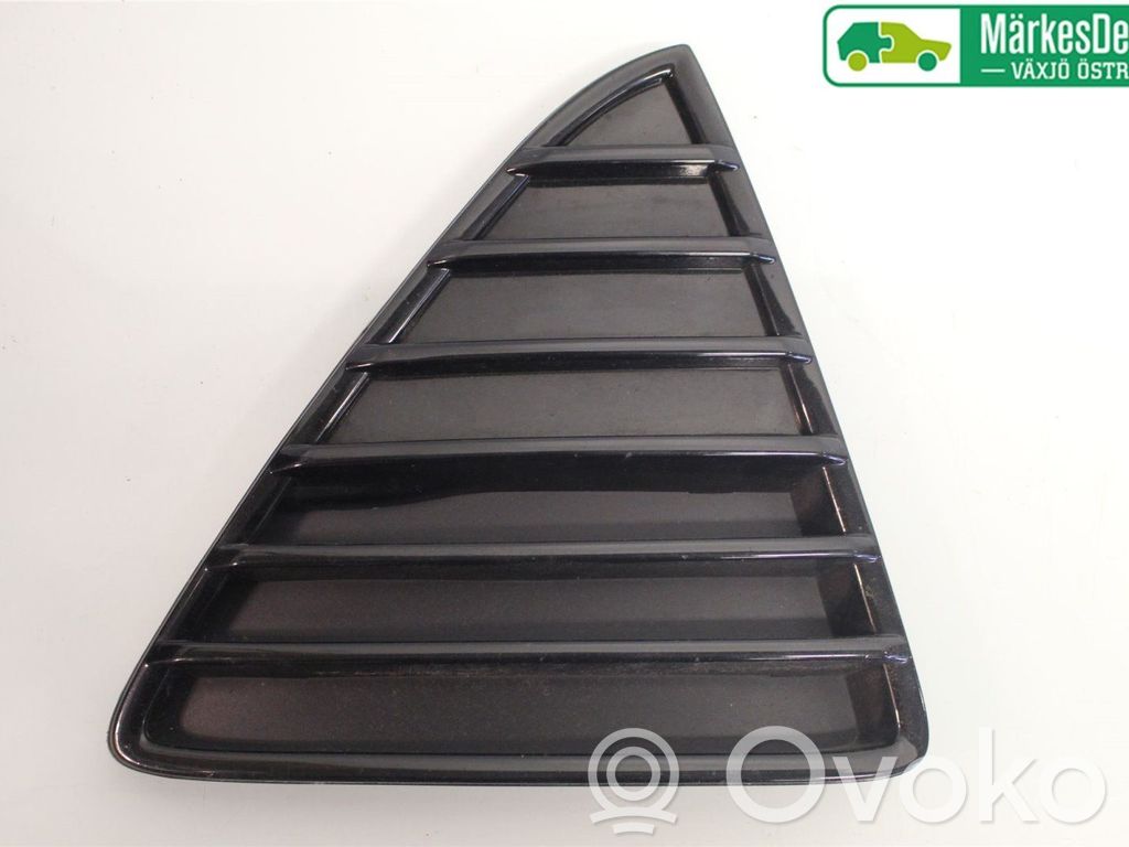 Ford Focus Apakšējais režģis (trīsdaļīgs) 