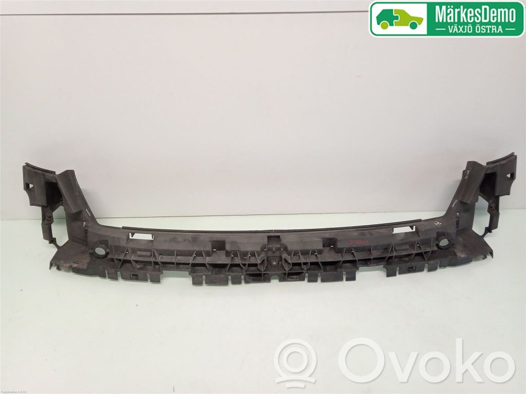 Audi A4 S4 B8 8K Travesaño de apoyo del amortiguador trasero 
