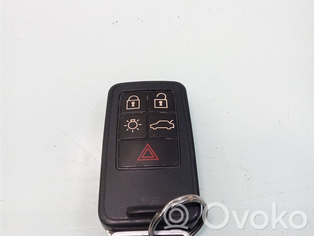 Volvo V70 Virta-avain/kortti 